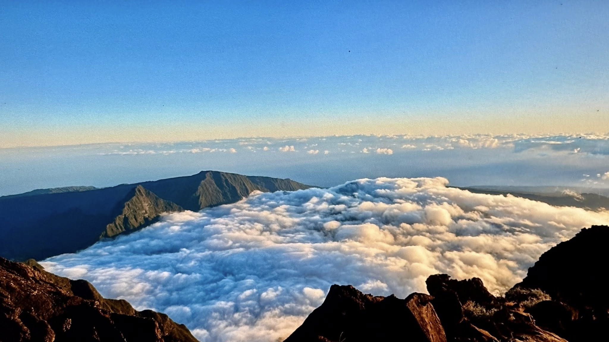 Piton des Neiges vue sur Salazie