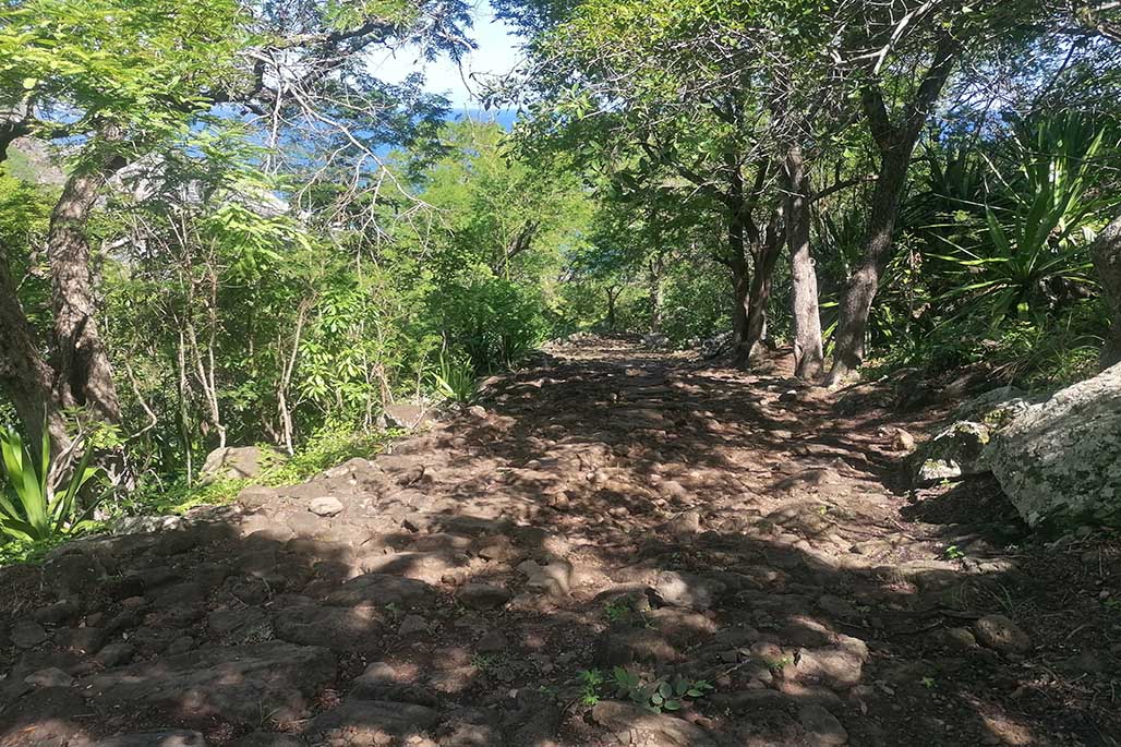 Sentier des Anglais, La Possession