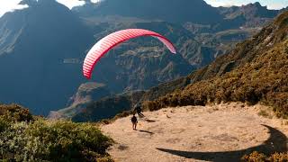 Vol en parapente depuis le Maïdo